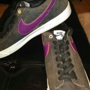 Nike Shoes - Nike SB Blazer low tops purple swoosh Nike Shoes - Nike SB Blazer low tops purple swoosh
